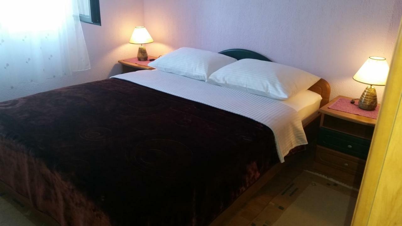 Apartman Sabljak مالي لوشينغْ المظهر الخارجي الصورة